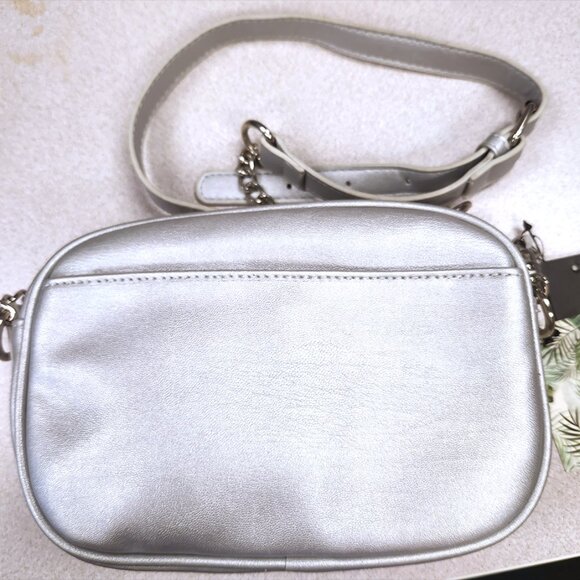 Badgley Mischka Silver Crossbody Bag NWT - Picture 3 of 6